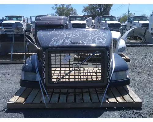 VOLVO VNM 2004-2020 HOOD