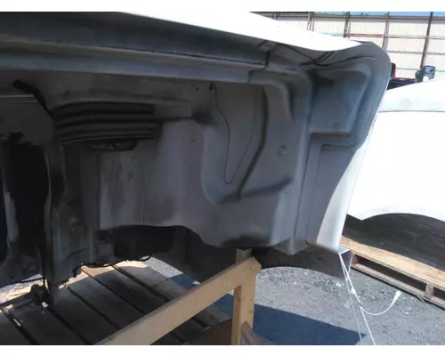 VOLVO VNM 2004-2020 HOOD