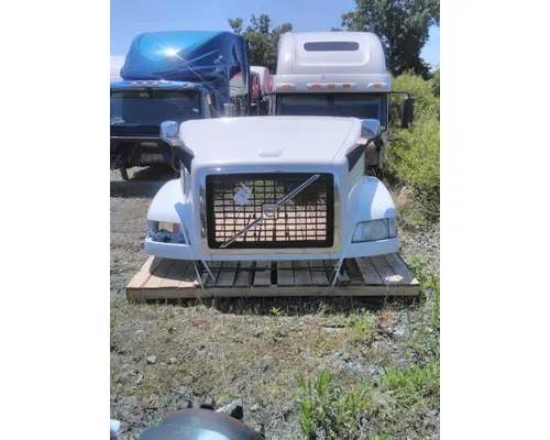 VOLVO VNM 2004-2020 HOOD