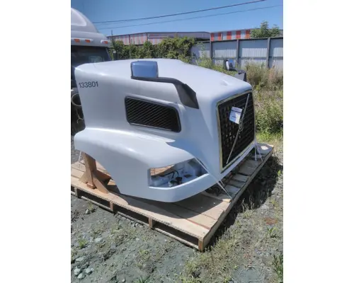 VOLVO VNM 2004-2020 HOOD