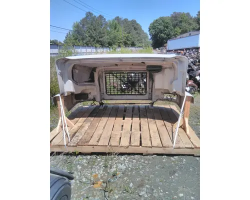 VOLVO VNM 2004-2020 HOOD