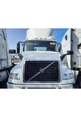 VOLVO VNM 2004-2020 HOOD