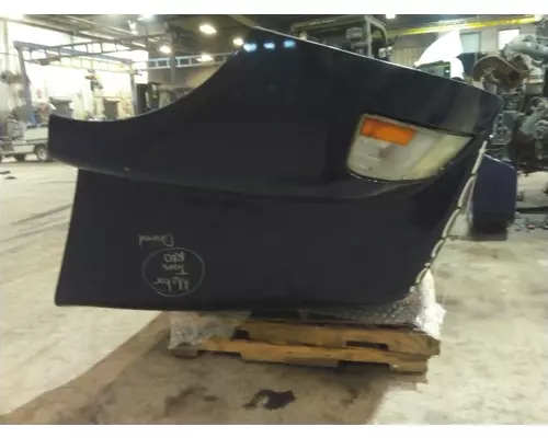 VOLVO VNM 2004-2020 HOOD