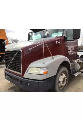 VOLVO VNM 2004-2020 HOOD