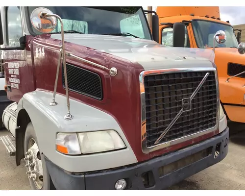 VOLVO VNM 2004-2020 HOOD