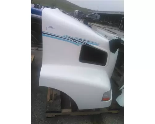 VOLVO VNM 2004-2020 HOOD