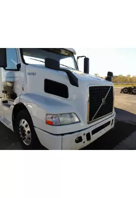 VOLVO VNM 2004-2020 HOOD