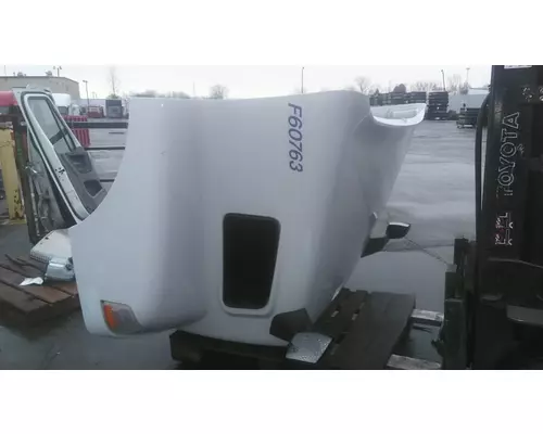 VOLVO VNM 2004-2020 HOOD