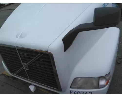 VOLVO VNM 2004-2020 HOOD
