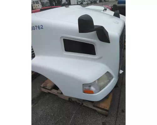 VOLVO VNM 2004-2020 HOOD