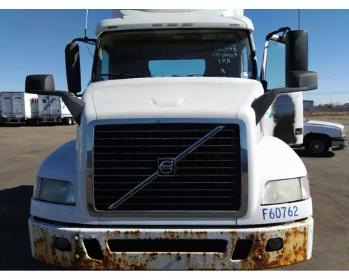 VOLVO VNM 2004-2020 HOOD