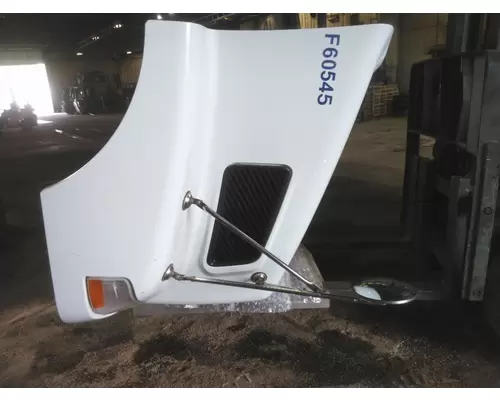 VOLVO VNM 2004-2020 HOOD