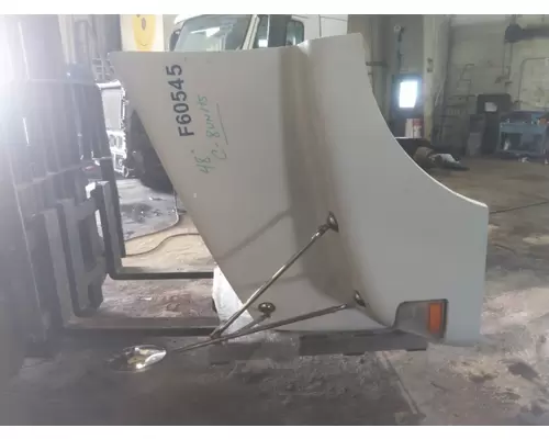 VOLVO VNM 2004-2020 HOOD