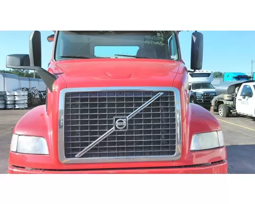 VOLVO VNM 2004-2020 HOOD