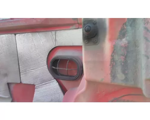 VOLVO VNM 2004-2020 HOOD