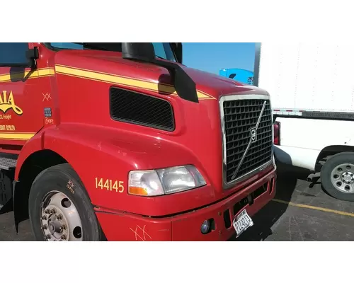 VOLVO VNM 2004-2020 HOOD