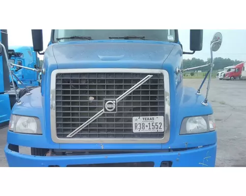 VOLVO VNM 2004-2020 HOOD