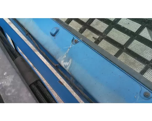 VOLVO VNM 2004-2020 HOOD