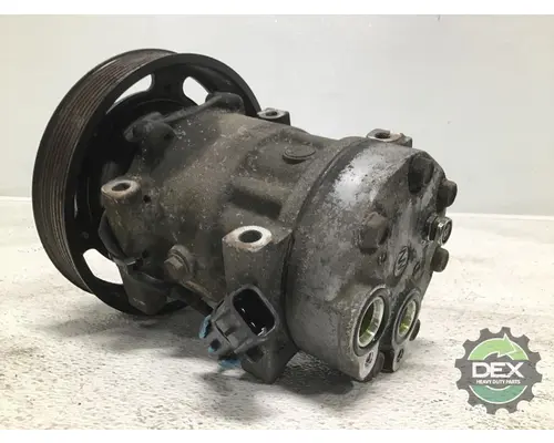 VOLVO VNM 200 Air Conditioner Compressor