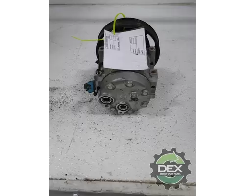 VOLVO VNM 200 Air Conditioner Compressor