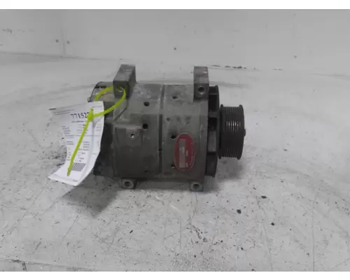 VOLVO VNM 200 Alternator