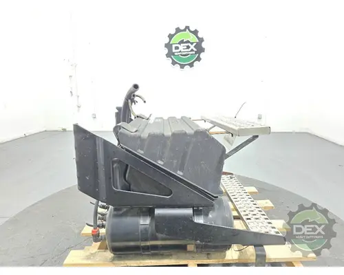VOLVO VNM 200 Battery Box