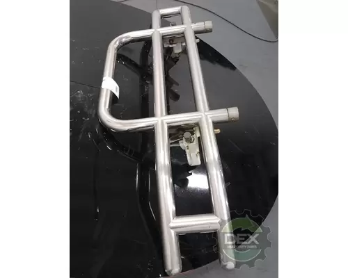 VOLVO VNM 200 Bumper Assembly, Front