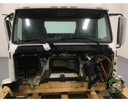 VOLVO VNM 200 Cab