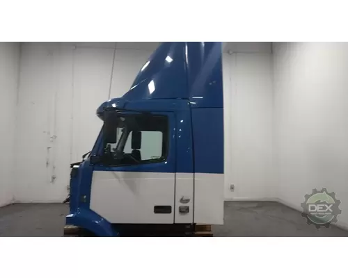 VOLVO VNM 200 Cab
