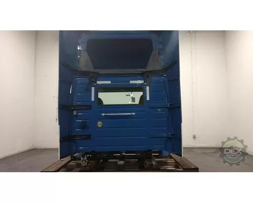 VOLVO VNM 200 Cab