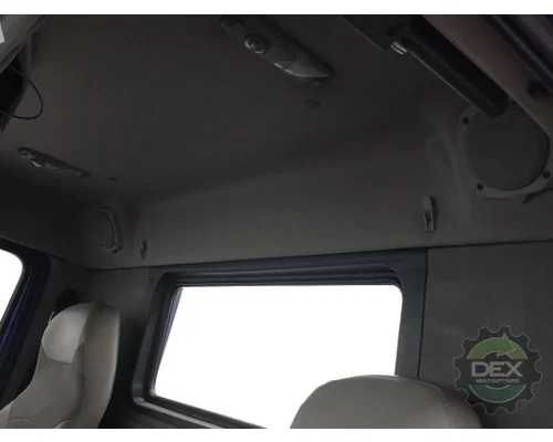 VOLVO VNM 200 Cab