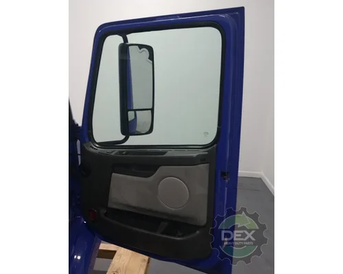 VOLVO VNM 200 Cab
