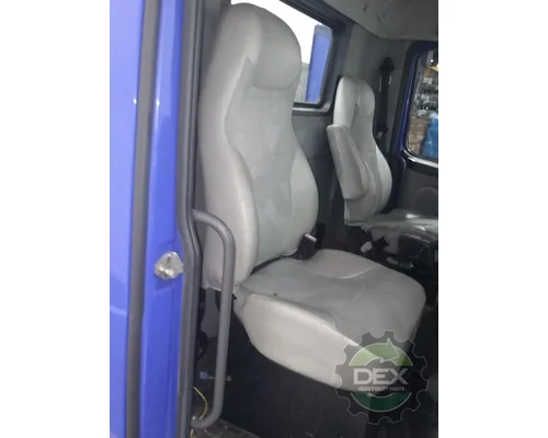 VOLVO VNM 200 Cab