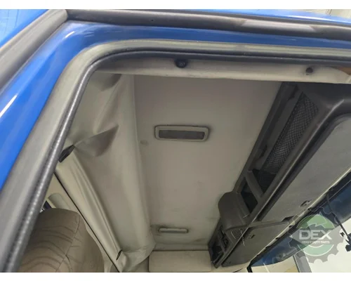 VOLVO VNM 200 Cab