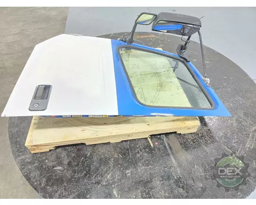 VOLVO VNM 200 Door Assembly, Front