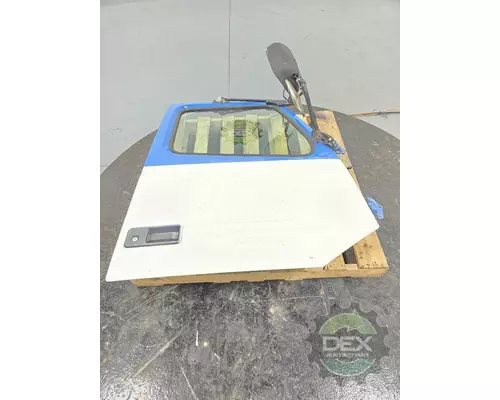 VOLVO VNM 200 Door Assembly, Front