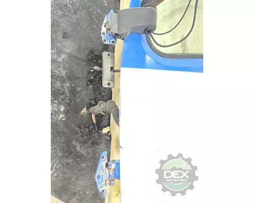 VOLVO VNM 200 Door Assembly, Front