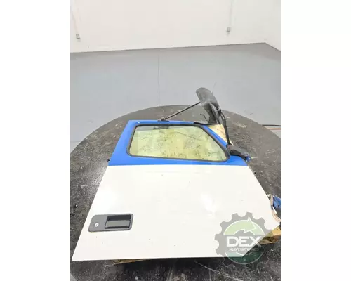 VOLVO VNM 200 Door Assembly, Front