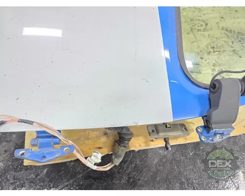 VOLVO VNM 200 Door Assembly, Front