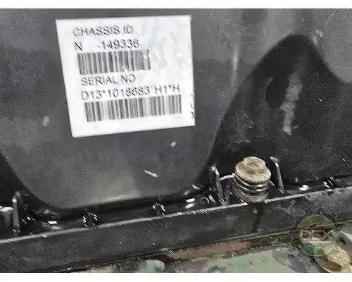 VOLVO VNM 200 Engine Assembly