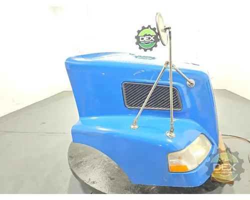 VOLVO VNM 200 Hood