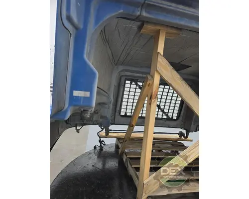 VOLVO VNM 200 Hood