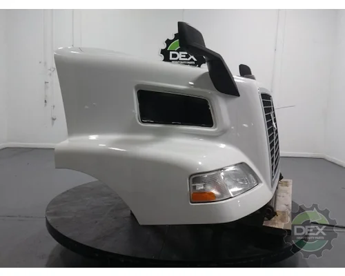 VOLVO VNM 200 Hood