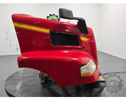 VOLVO VNM 200 Hood