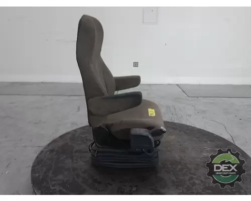 VOLVO VNM 200 Seat, Front