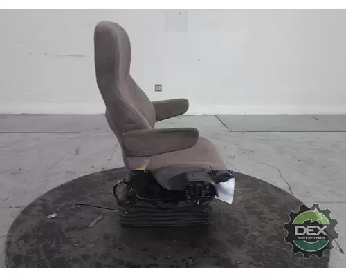 VOLVO VNM 200 Seat, Front
