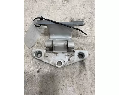 VOLVO VNM Gen 1 Door Small Parts