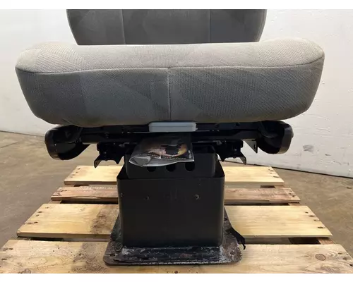 VOLVO VNM Gen 1 Seat, Front