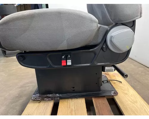 VOLVO VNM Gen 1 Seat, Front