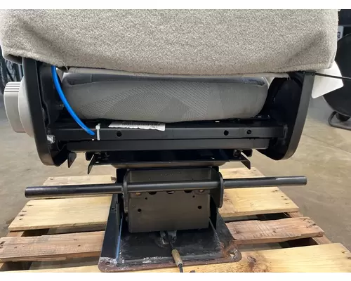 VOLVO VNM Gen 1 Seat, Front